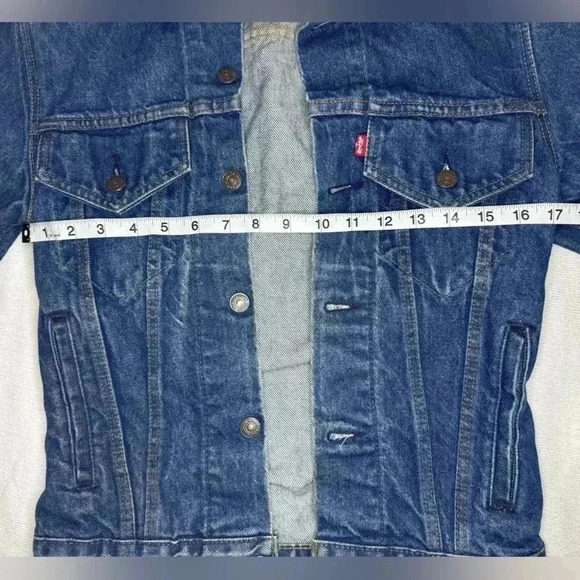 Vintage Levi's Denim Jacket Women's Red tab - Picture 9 of 13